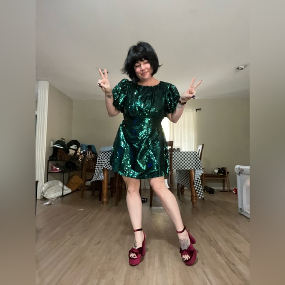 ASOS Miss Selfridge mini green sequin dress - Picture 3 of 3